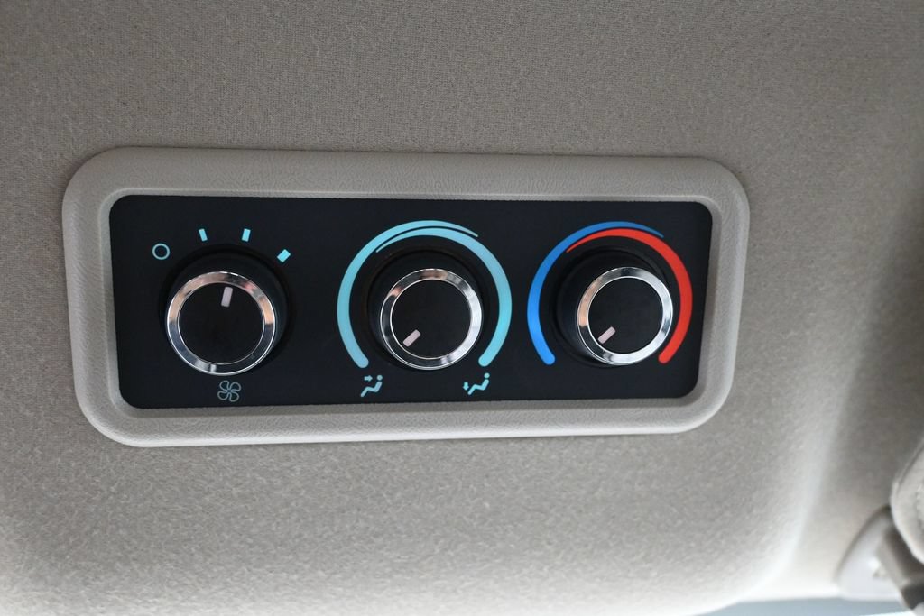 Used 2023 Chevrolet Express 3500 LS RWD image 22