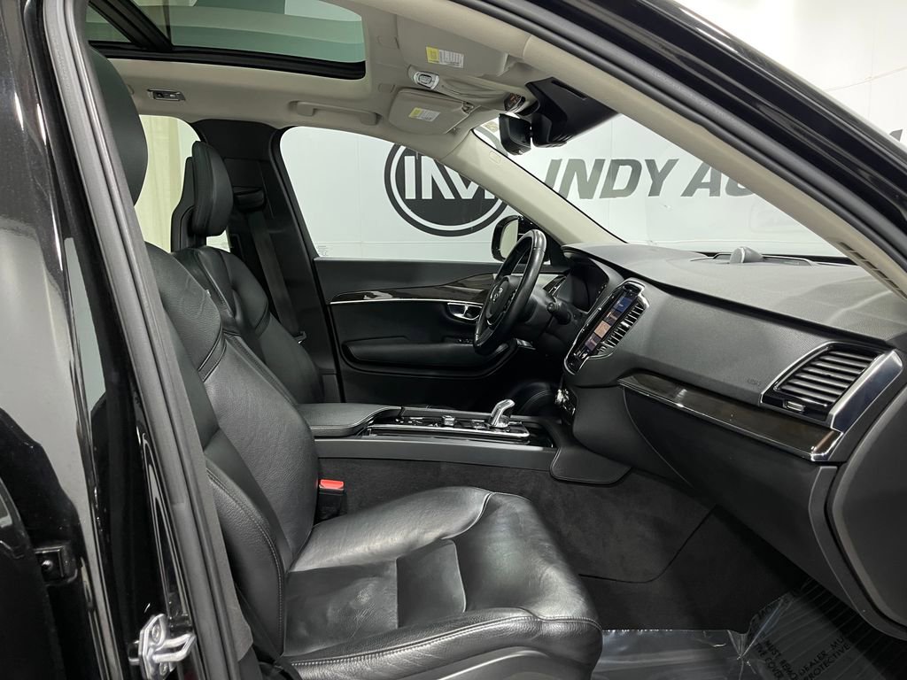 Used 2018 Volvo XC90 T8 Momentum w/ Convenience Package image 35