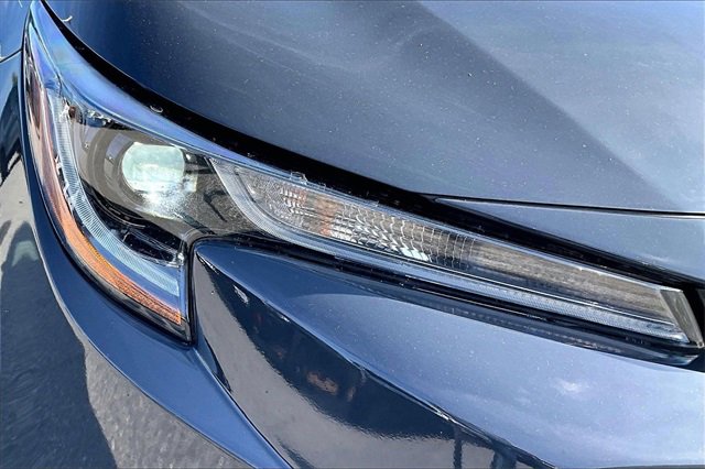 Used 2023 Toyota Corolla LE image 32