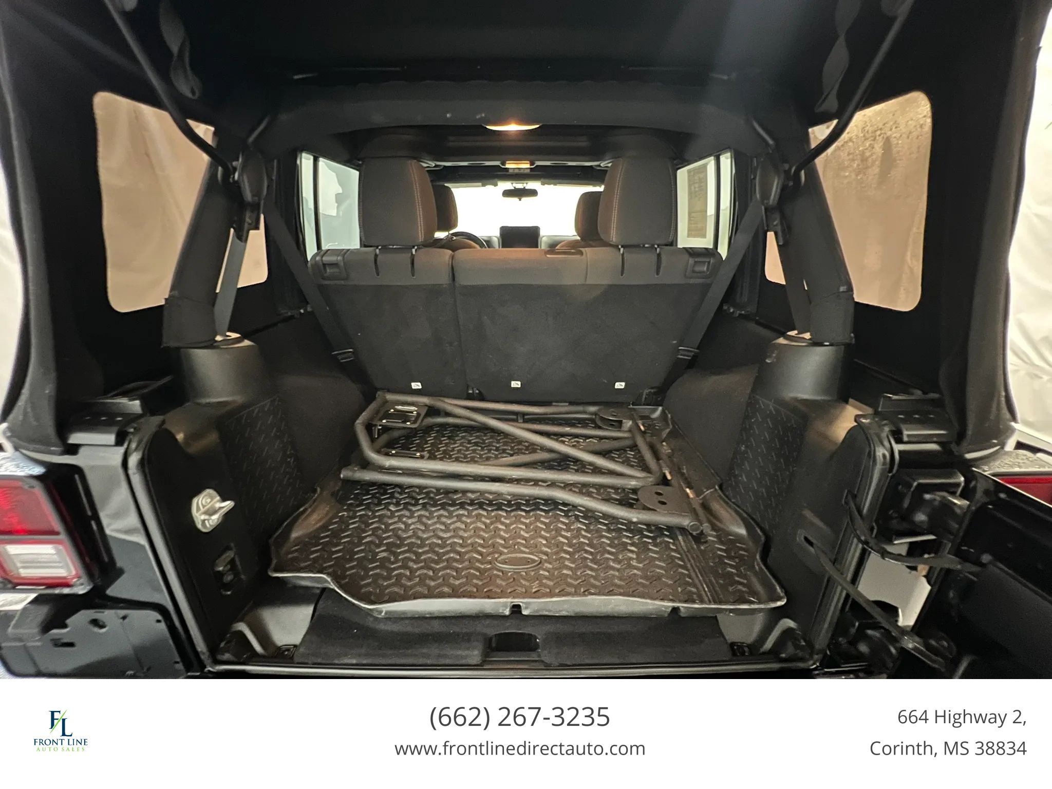 Used 2018 Jeep Wrangler Unlimited Sport AWD/4WD image 22