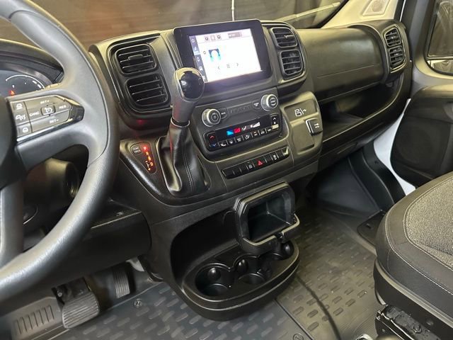 Used 2025 RAM ProMaster 2500 w/ U-Haul Equipment Group FWD image 29