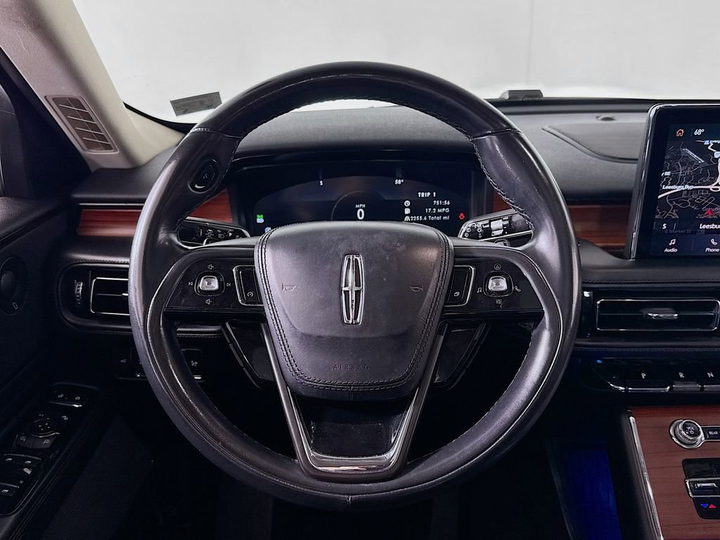 Used 2022 Lincoln Aviator Reserve AWD/4WD image 11