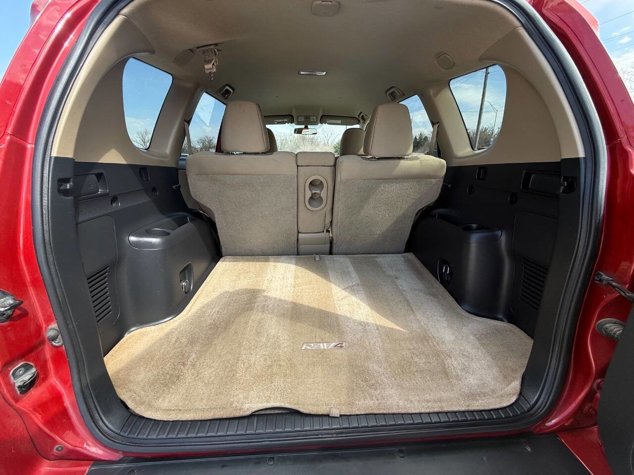 Used 2012 Toyota RAV4 4WD w/ Value Pkg image 19