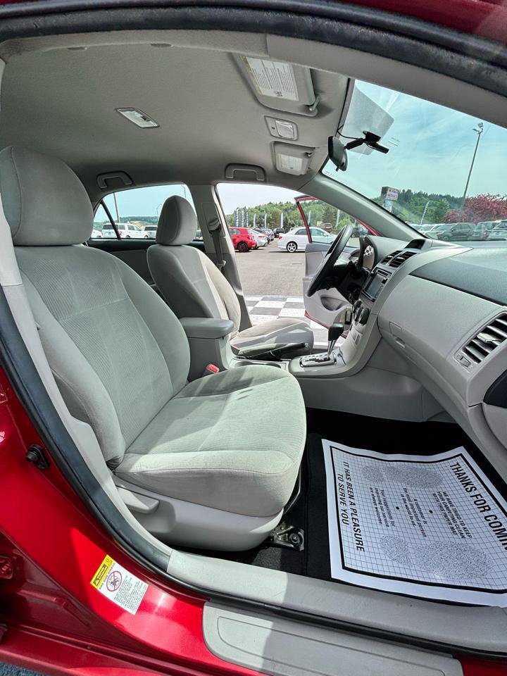 Used 2012 Toyota Corolla LE FWD image 21