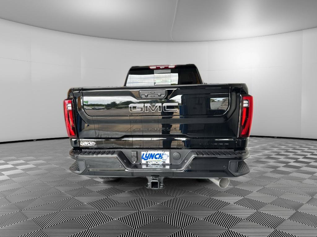 New 2026 GMC Sierra 2500 Denali w/ Denali Reserve Package AWD/4WD image 4