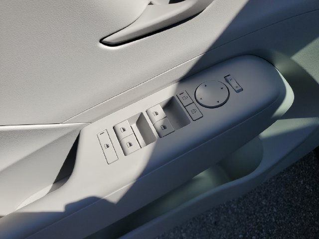 New 2027 Hyundai Kona SE AWD/4WD image 20