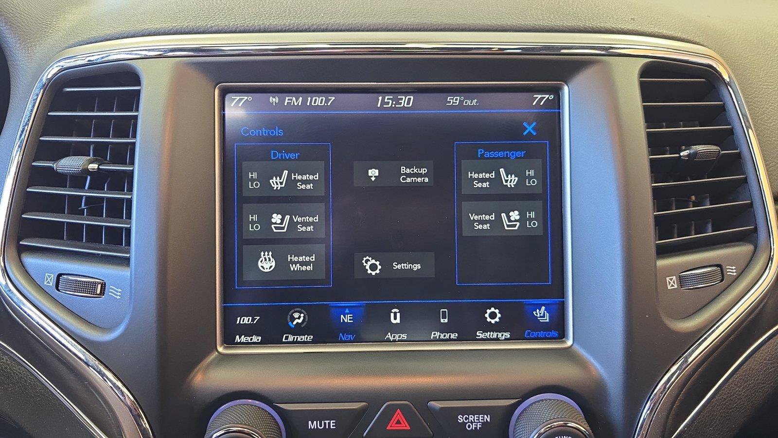 Used 2018 Jeep Grand Cherokee Limited w/ Luxury Group II AWD/4WD image 23