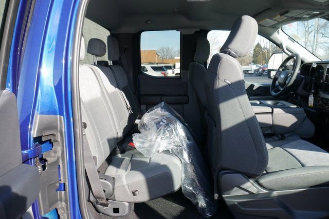 New 2026 Ford F250 XLT w/ FX4 Off-Road Package image 23