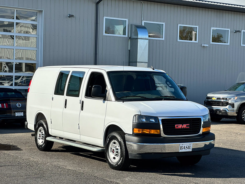 Used 2025 GMC Savana 2500 w/ Driver Convenience Package RWD image 37