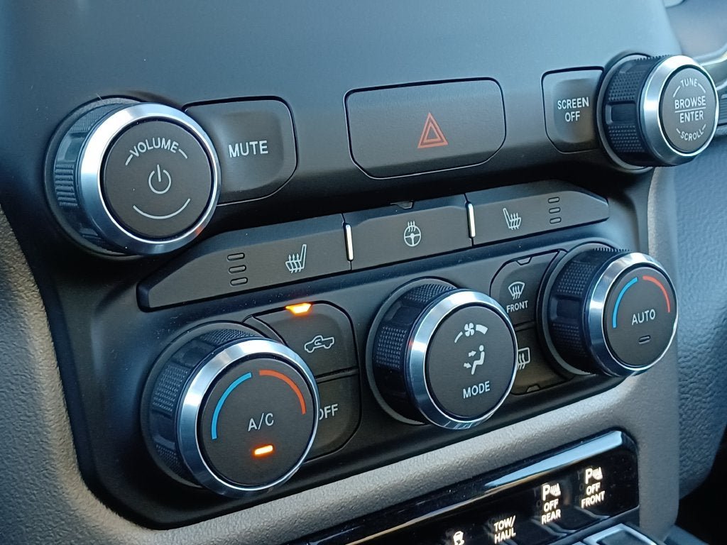 Used 2019 RAM 1500 Sport w/ Level 2 Equipment Group AWD/4WD image 20
