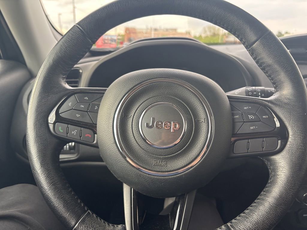 Used 2018 Jeep Renegade Altitude AWD/4WD image 14