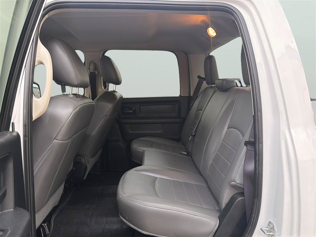 Used 2017 RAM 2500 Tradesman w/ Chrome Appearance Group AWD/4WD image 15