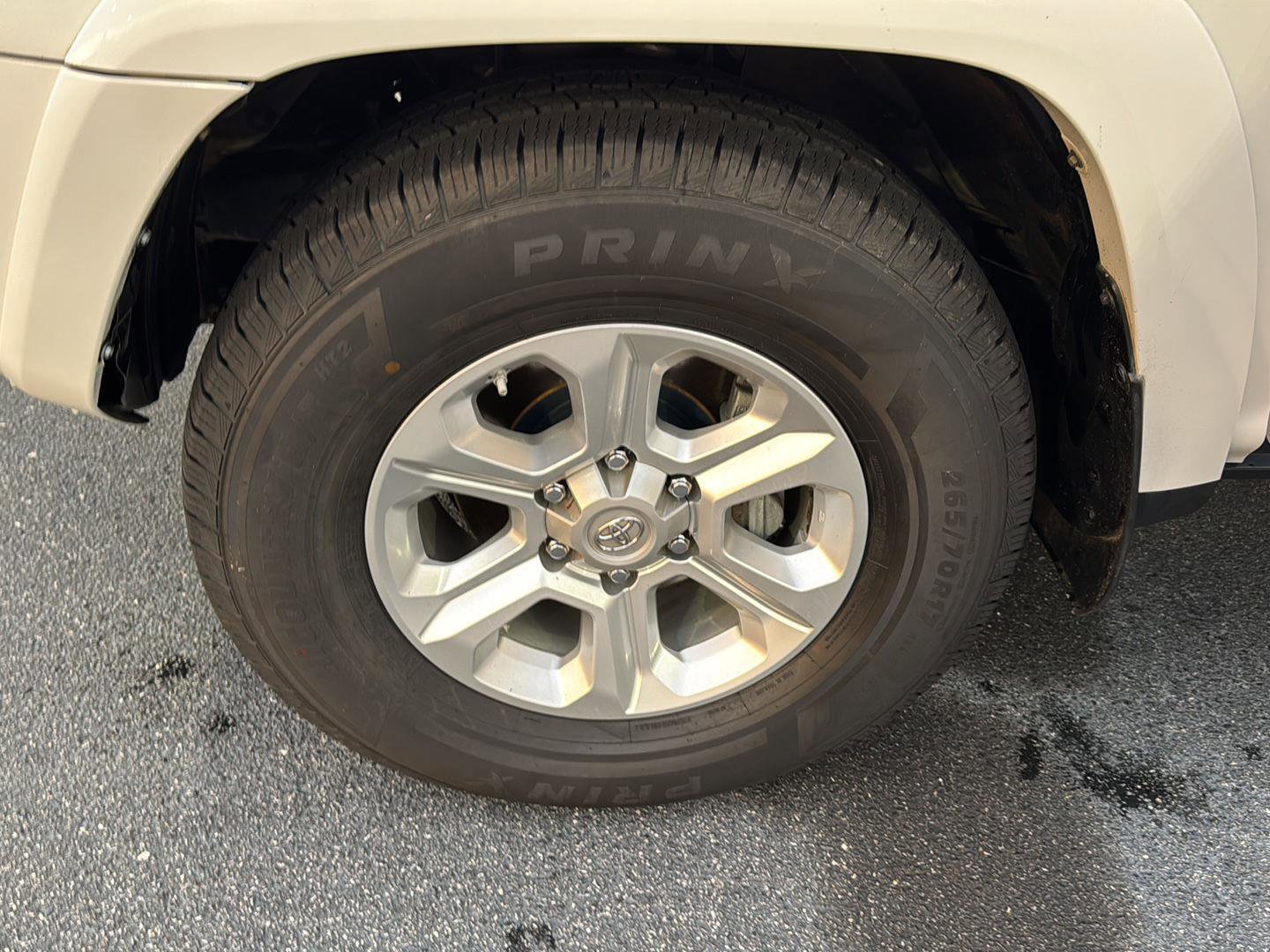 Certified 2019 Toyota 4Runner SR5 image 30