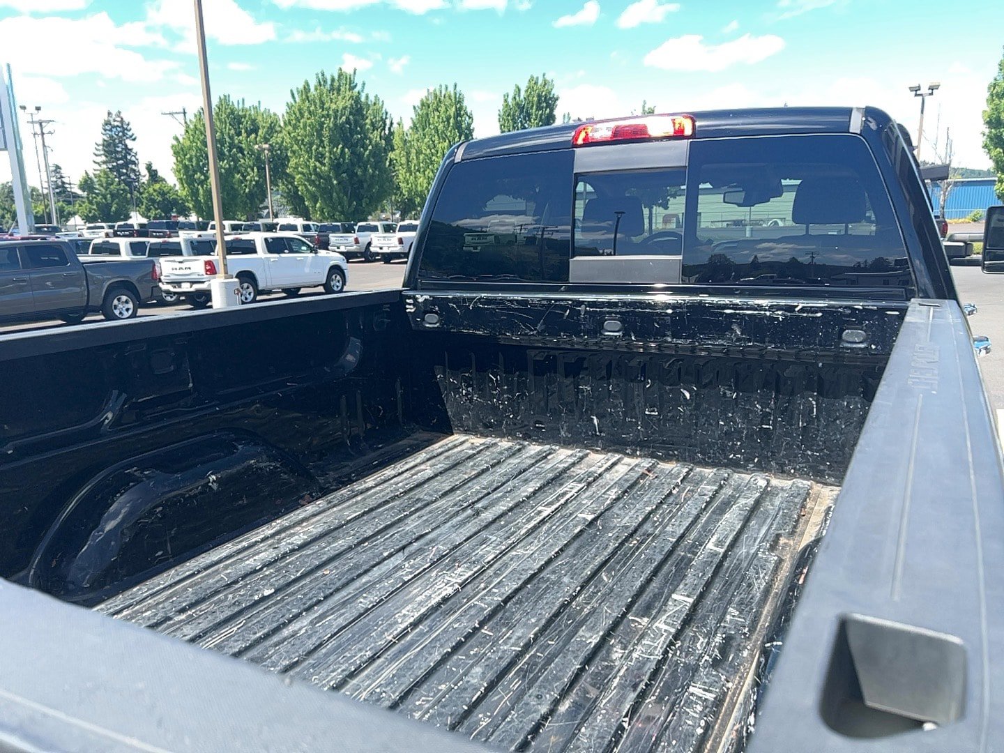 Used 2017 Chevrolet Silverado 3500 LTZ AWD/4WD image 13