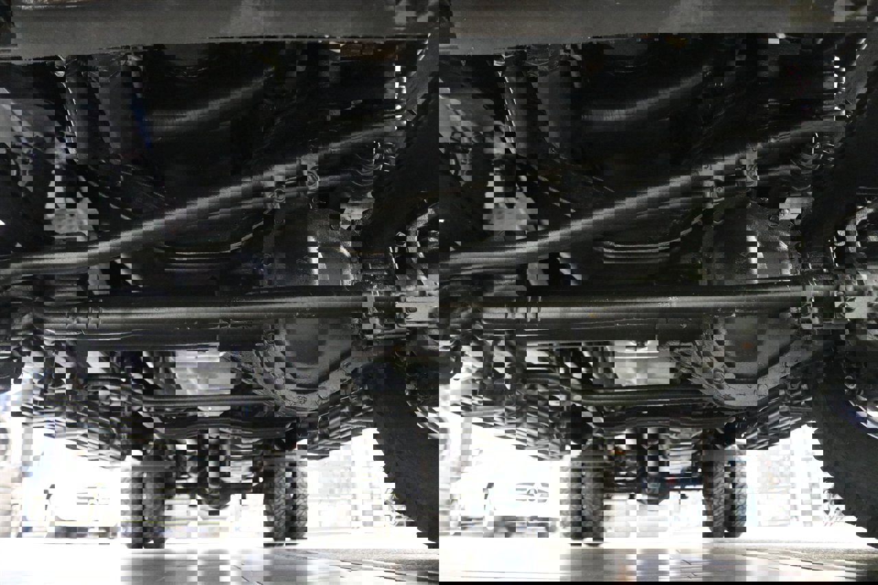 Used 2000 Ford F350 XLT image 24