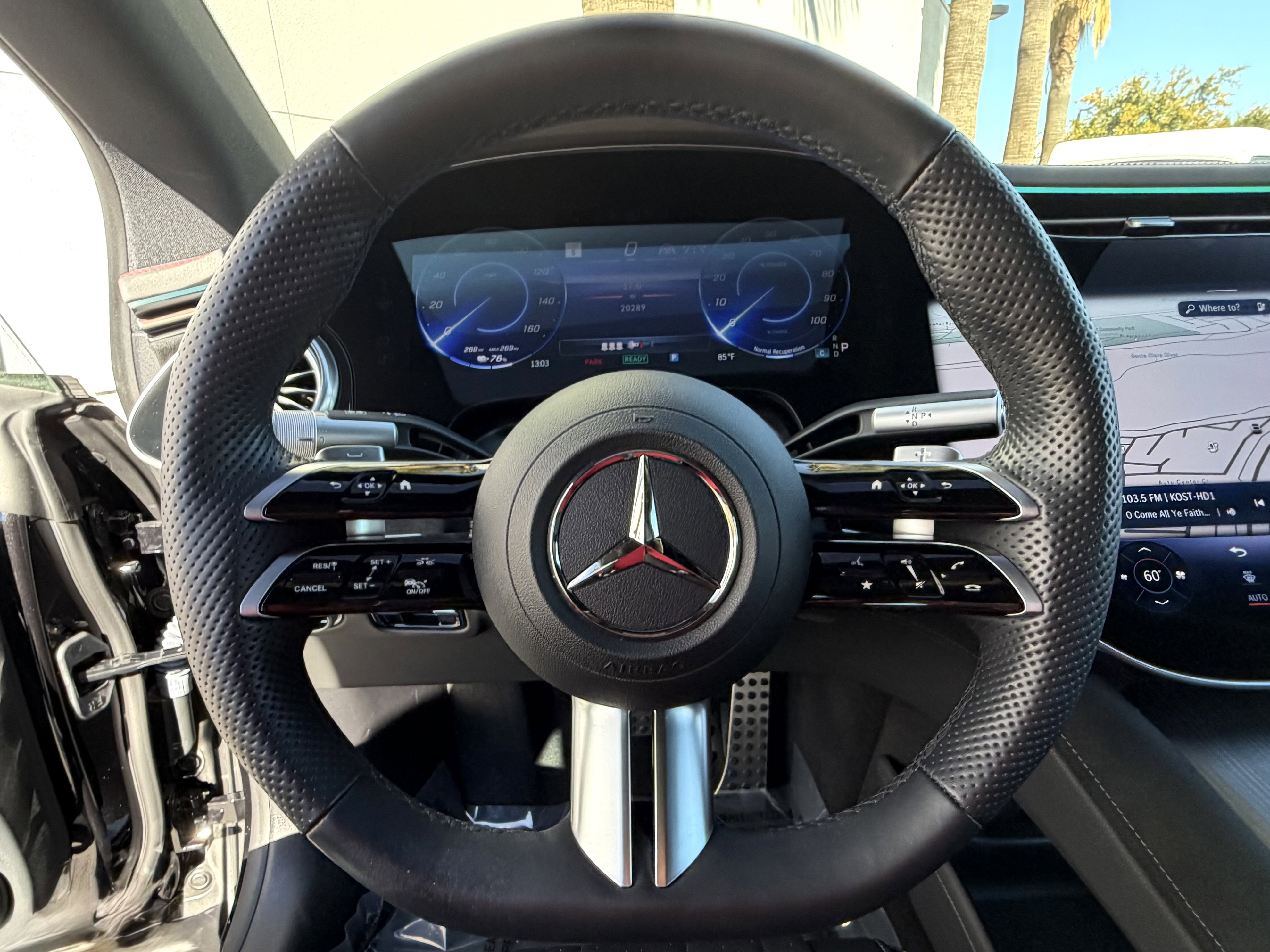 Used 2023 Mercedes-Benz EQS 580 EQS 580 image 23