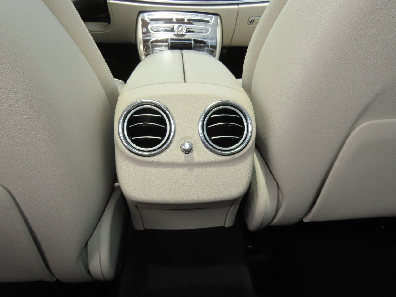 Used 2019 Mercedes-Benz E 300 image 20