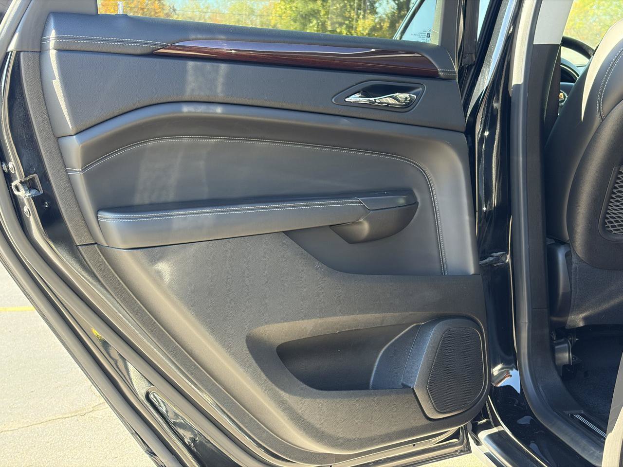 Used 2013 Cadillac SRX Performance AWD/4WD image 35
