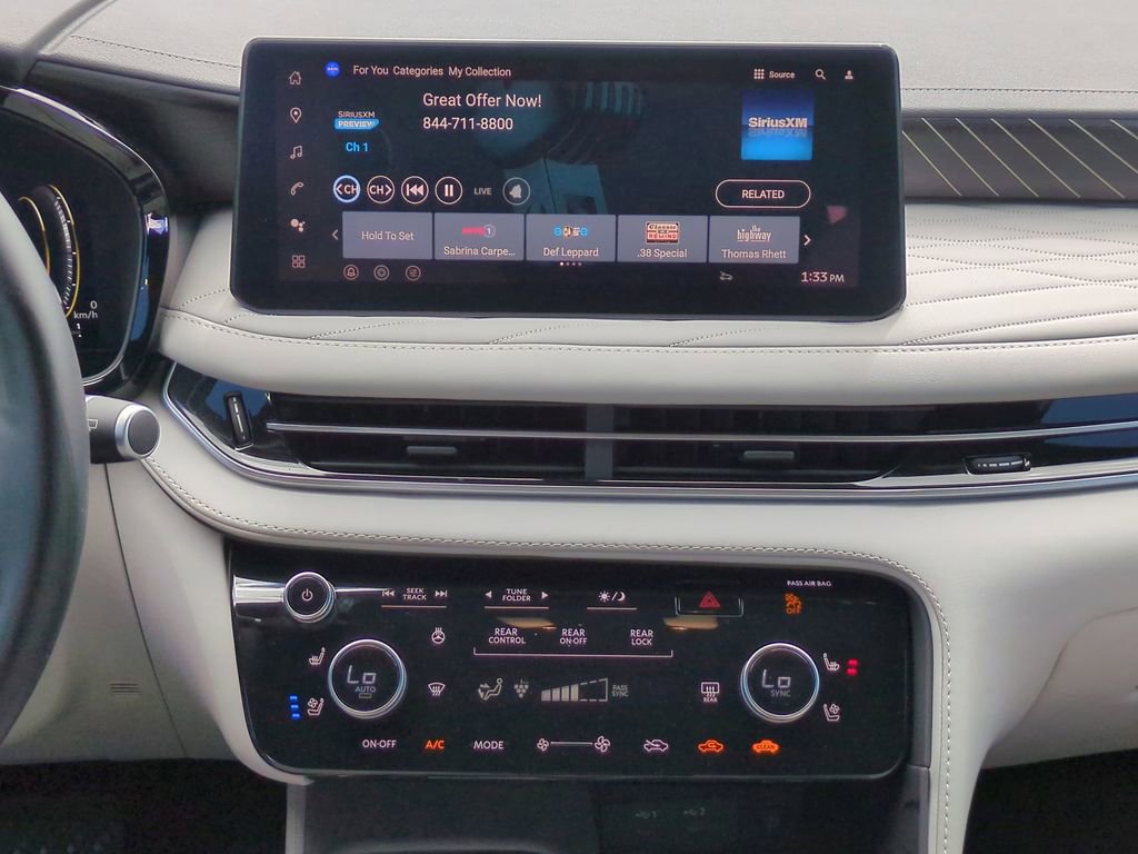 Used 2026 INFINITI QX60 Autograph w/ Dark Cargo Package image 17