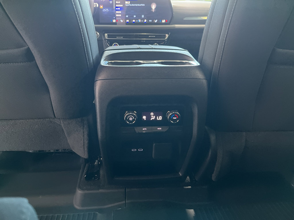 New 2026 Chevrolet Traverse LT FWD image 16