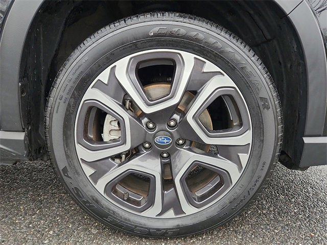 Used 2023 Subaru Ascent Limited image 8