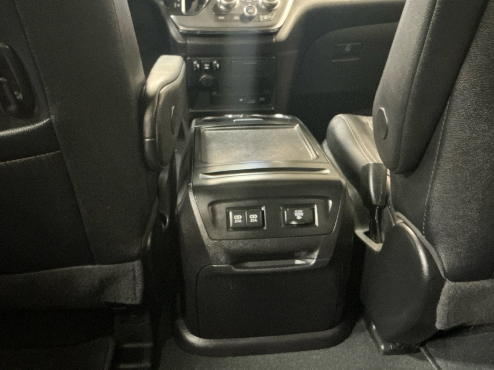 Used 2019 Toyota Sienna SE Premium w/ Carpet Mat Package AWD/4WD image 33
