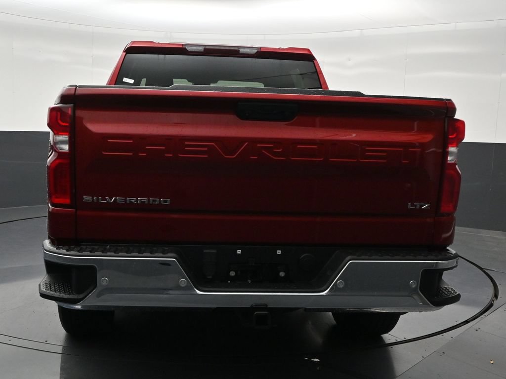 Used 2024 Chevrolet Silverado 1500 LTZ RWD image 4