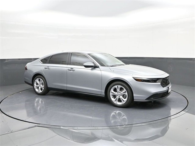 New 2025 Honda Accord LX image 13