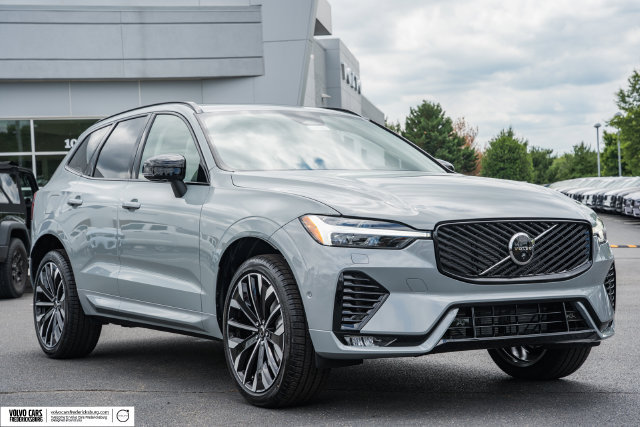 New 2026 Volvo XC60 B5 Ultra w/ Protection Package Premier AWD/4WD image 1