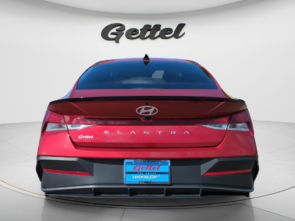 Certified 2025 Hyundai Elantra Sport FWD image 6