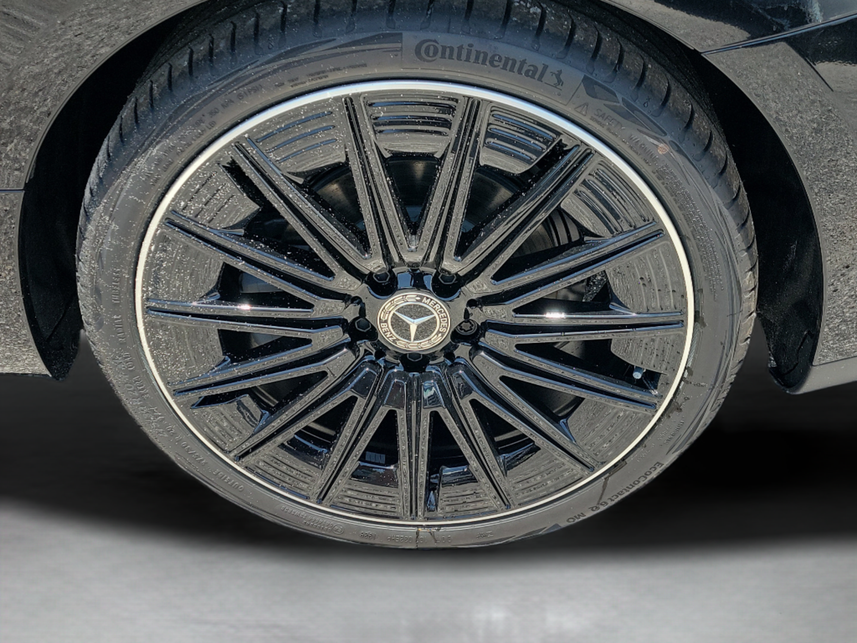 New 2026 Mercedes-Benz CLE 300 4MATIC Coupe image 24