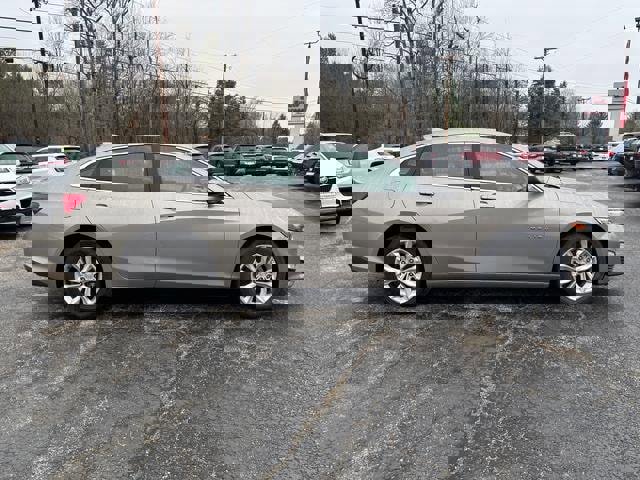 Used 2024 Chevrolet Malibu LT image 8