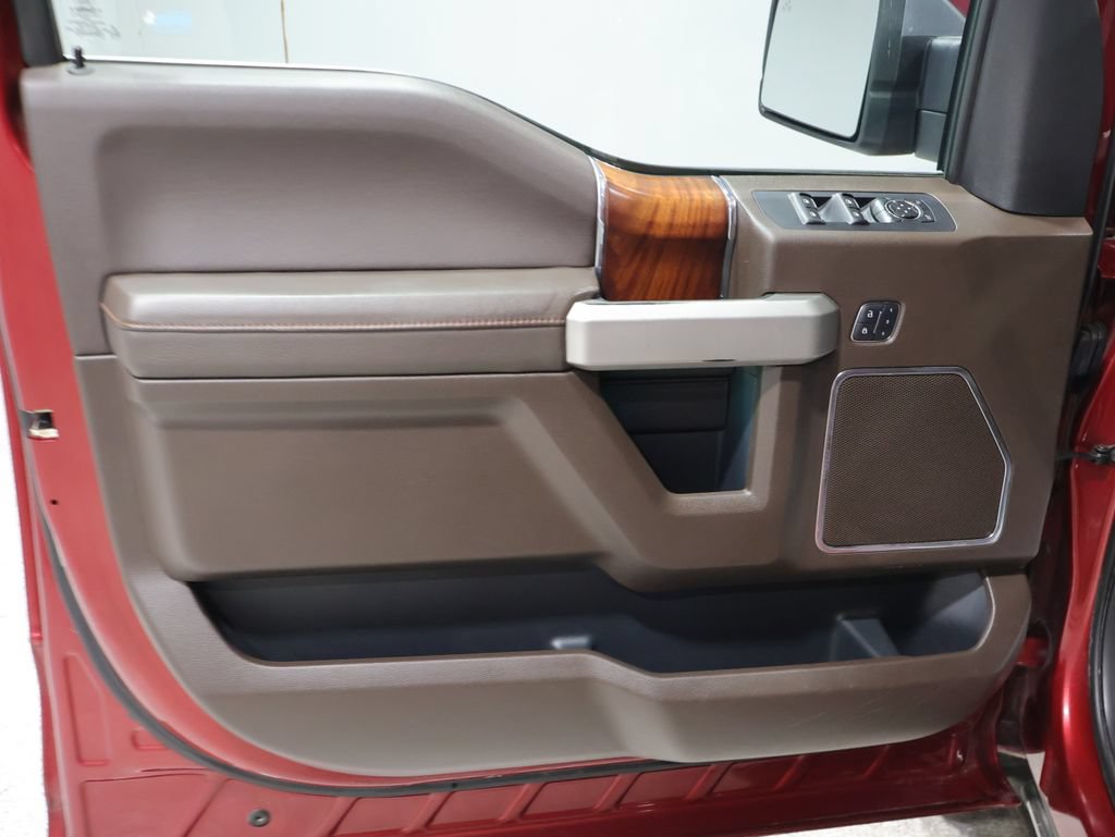 Used 2015 Ford F150 King Ranch w/ Equipment Group 601A Luxury AWD/4WD image 12