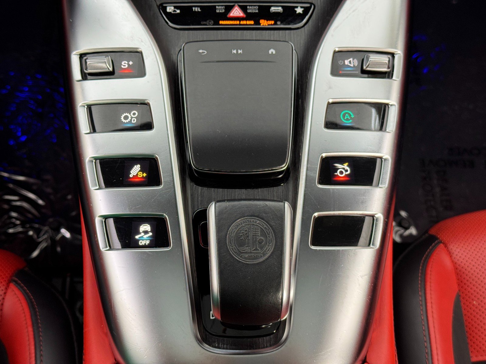 Used 2022 Mercedes-Benz AMG GT 43 w/ Driver Assistance Package image 39