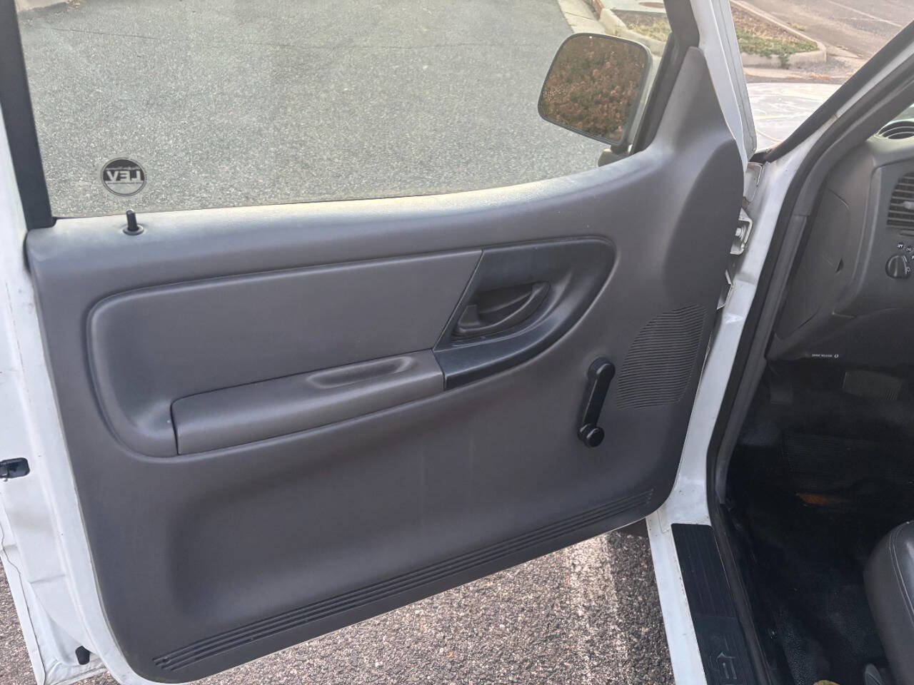 Used 2001 Ford Ranger XL image 11