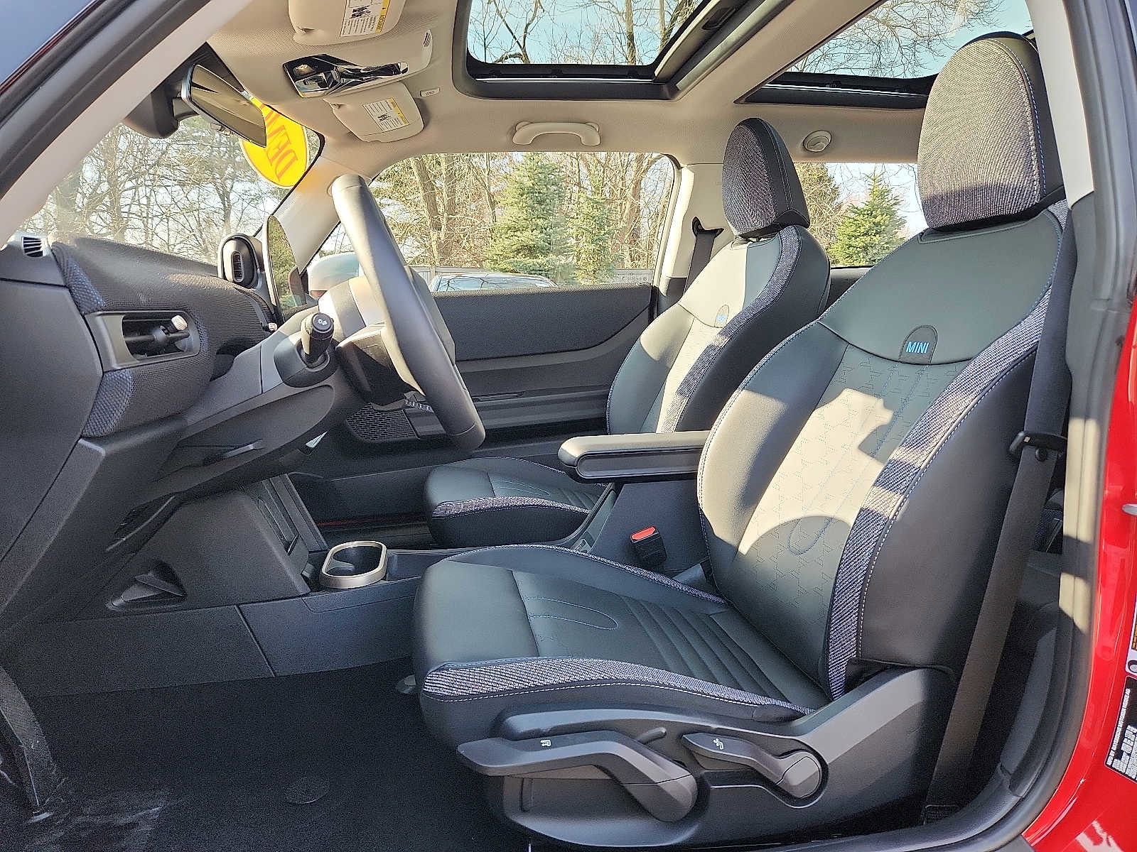 Used 2025 MINI Cooper S image 13