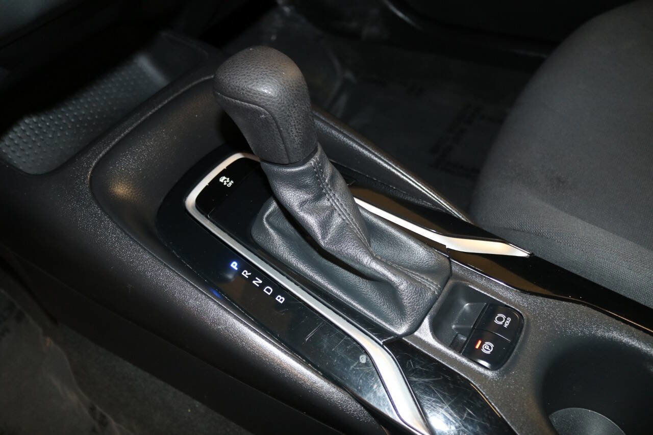 Used 2022 Toyota Corolla LE image 46