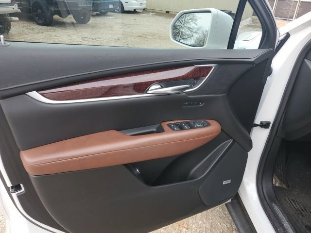 Used 2019 Cadillac XT5 Luxury image 13