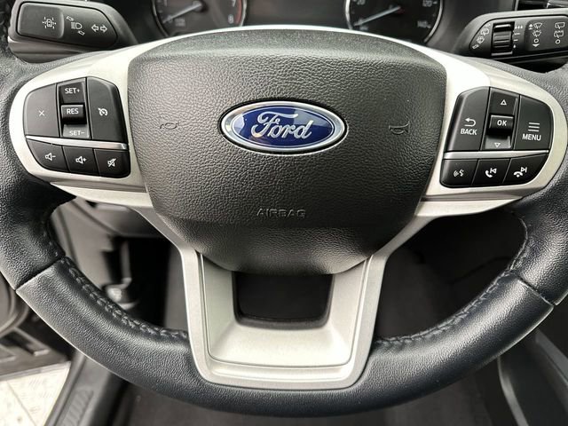 Used 2023 Ford Explorer XLT w/ Equipment Group 202A AWD/4WD image 14