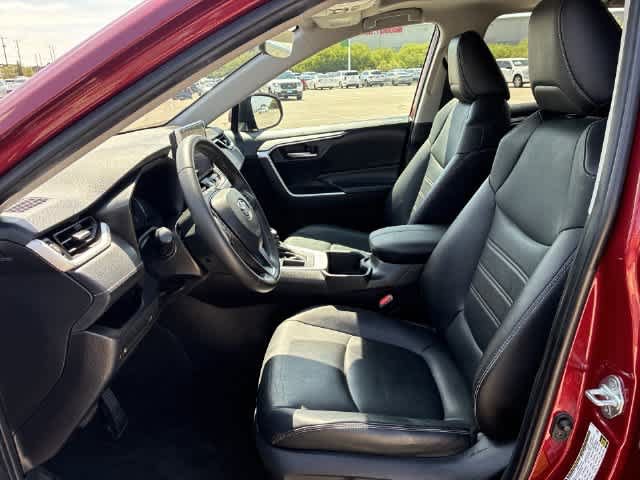 Used 2023 Toyota RAV4 XLE Premium FWD image 17