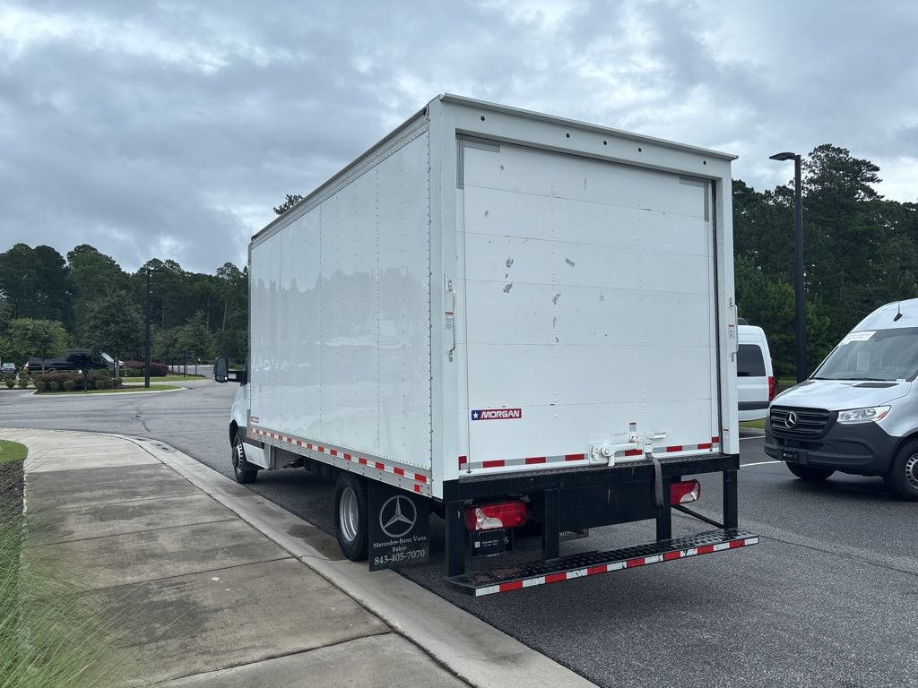 Used 2021 Freightliner Sprinter 3500 RWD image 5