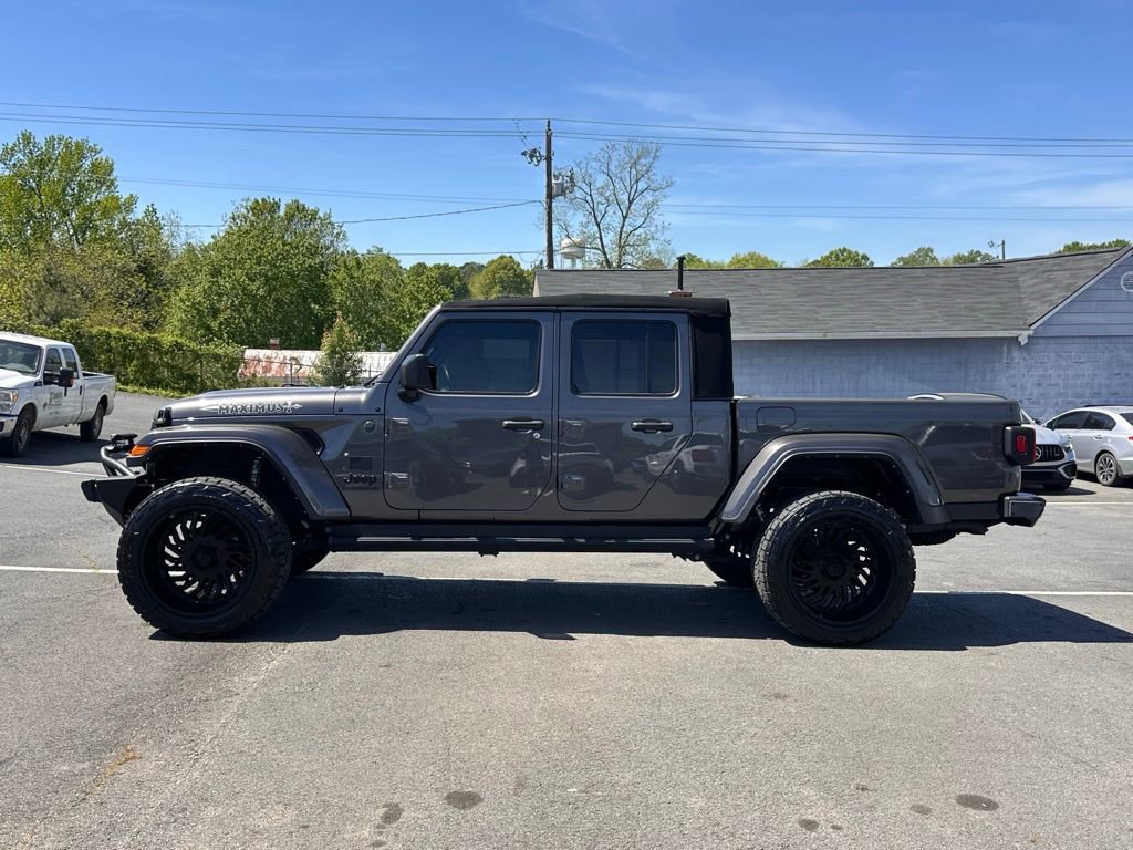 Used 2022 Jeep Gladiator Sport image 3
