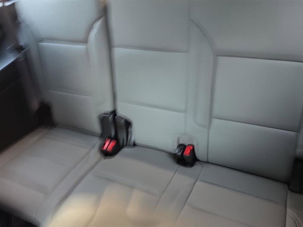 Used 2022 Chevrolet Tahoe LT w/ Luxury Package image 6