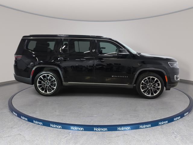 Used 2022 Jeep Wagoneer Series III w/ Premium Group I AWD/4WD image 5