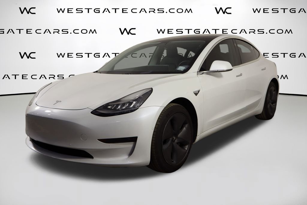 Used 2020 Tesla Model 3 Standard Range image 1