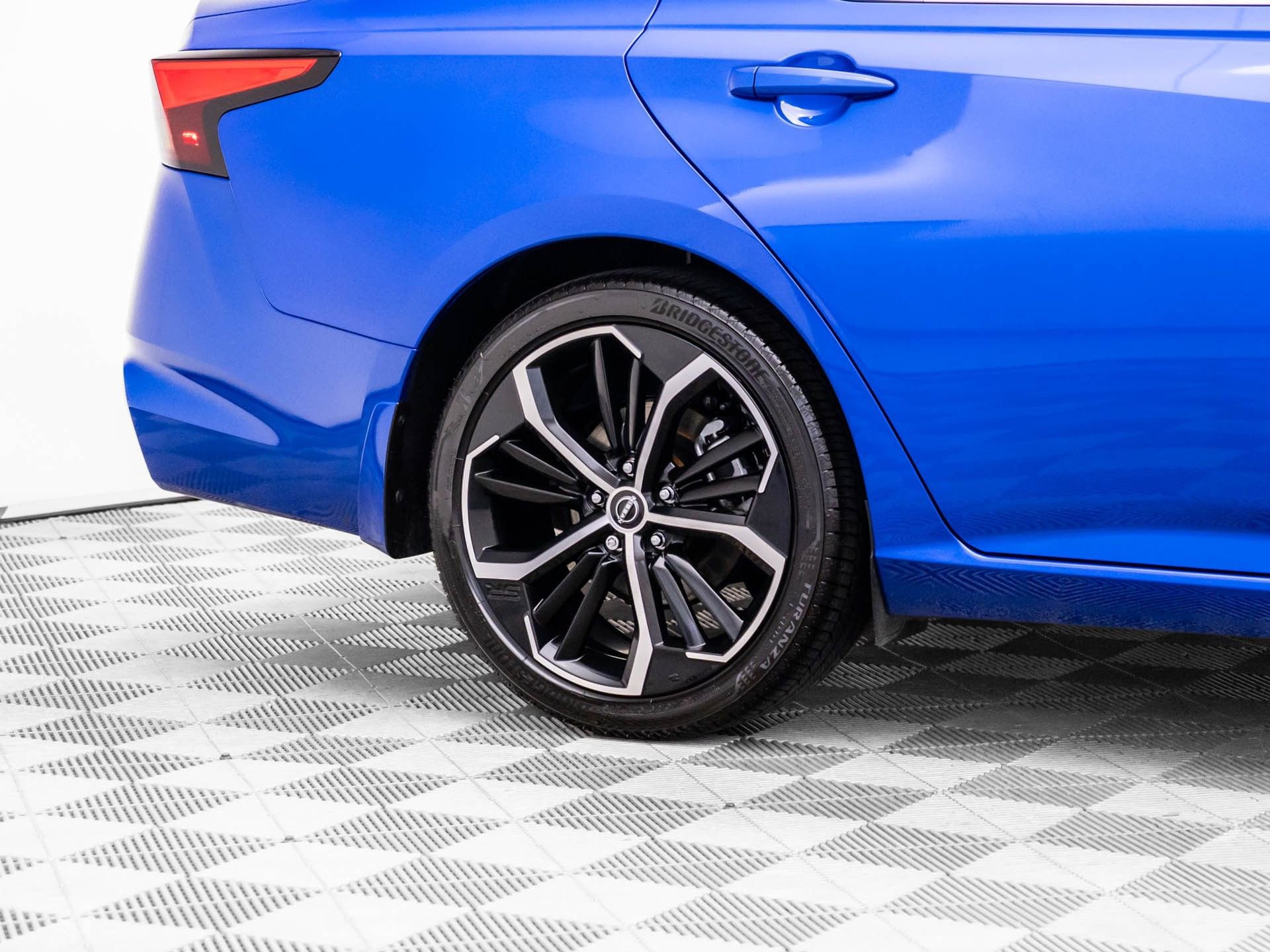 Used 2025 Nissan Altima 2.5 SR w/ SR Premium Package image 36