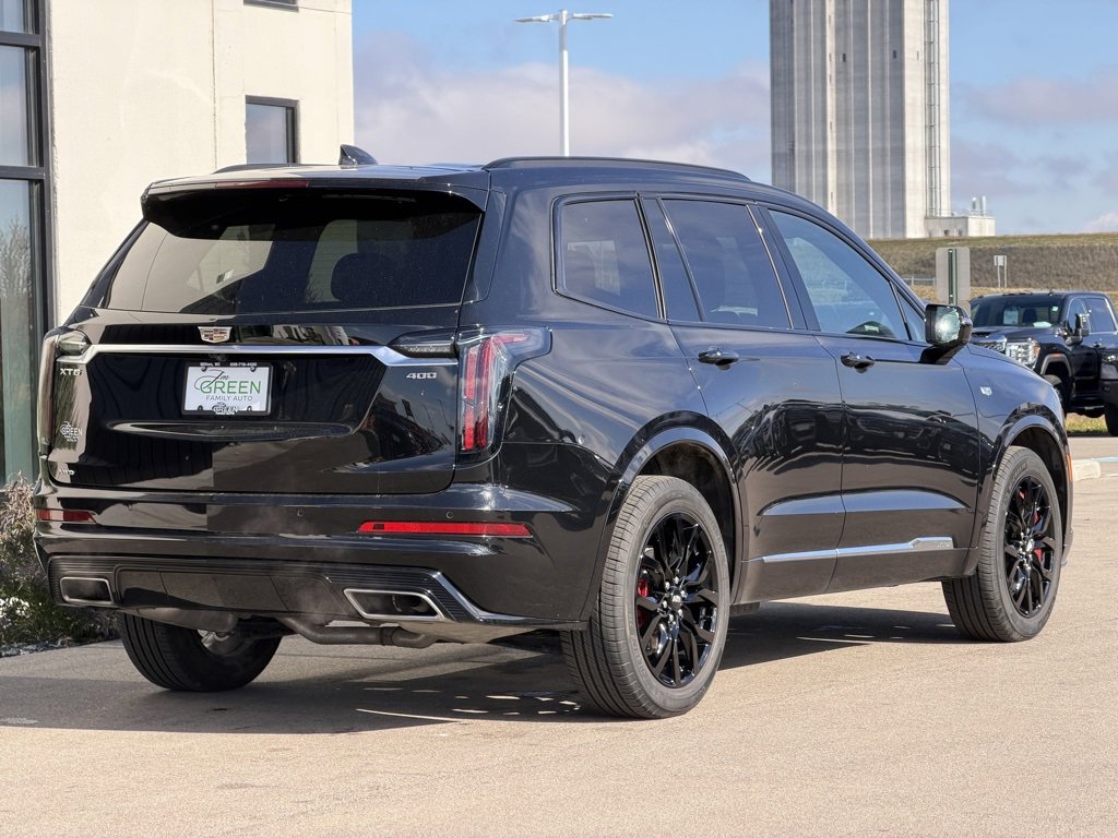 Used 2024 Cadillac XT6 Sport image 5