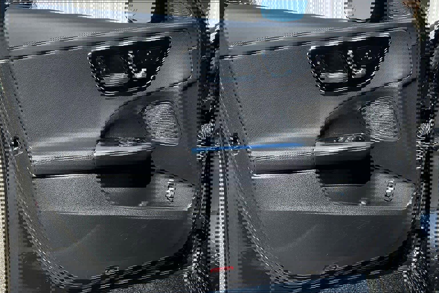 Used 2023 Mercedes-Benz C 300 Sedan image 20