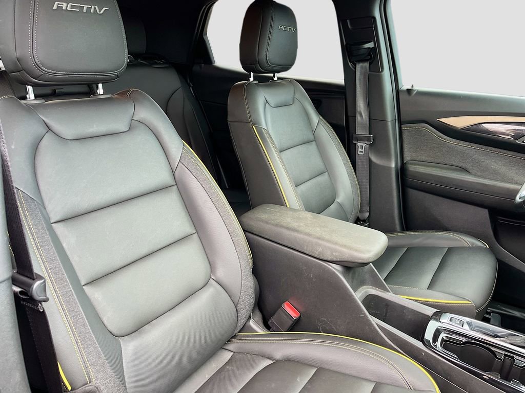 Used 2024 Chevrolet TrailBlazer ACTIV w/ Driver Confidence Package AWD/4WD image 26