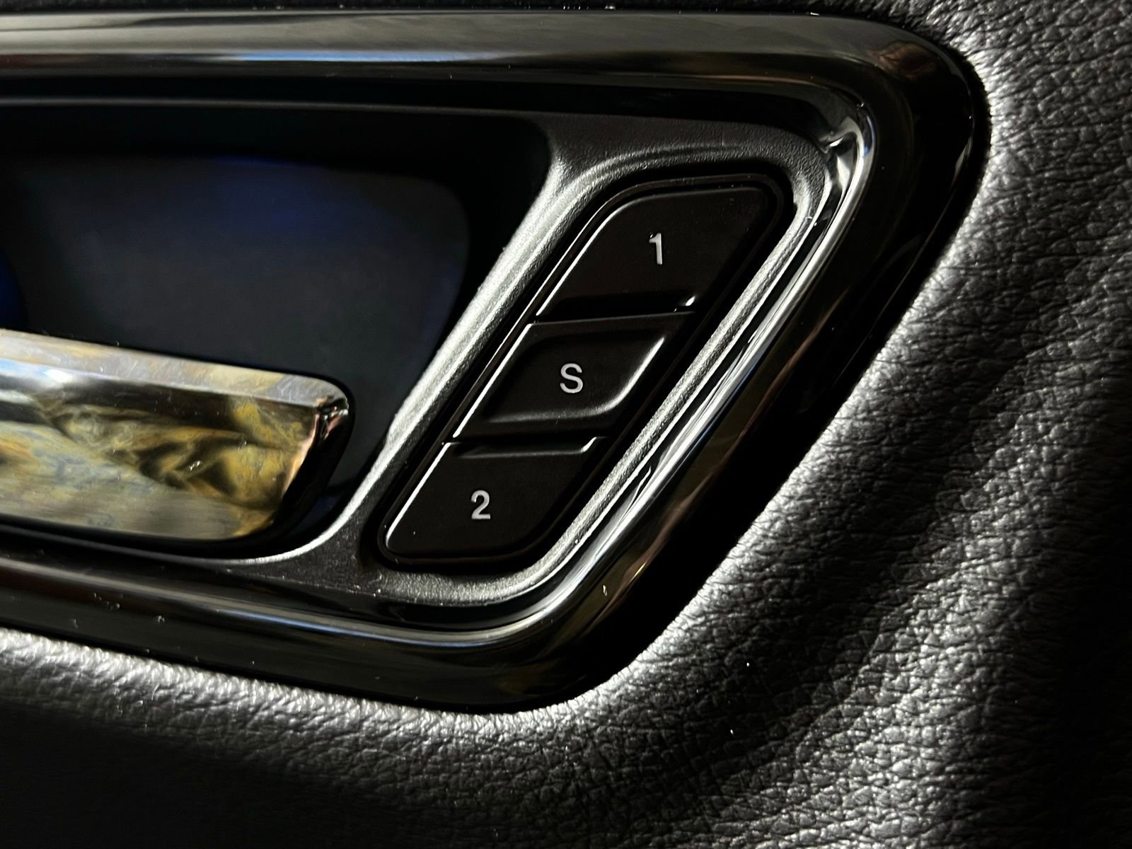 Used 2024 Dodge Durango GT image 15